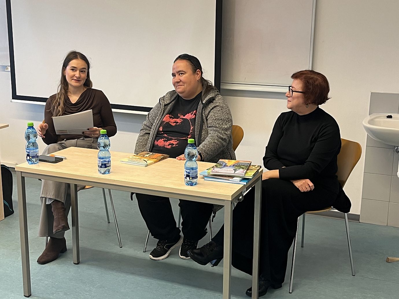 Gyerkockonyvlapozo 03