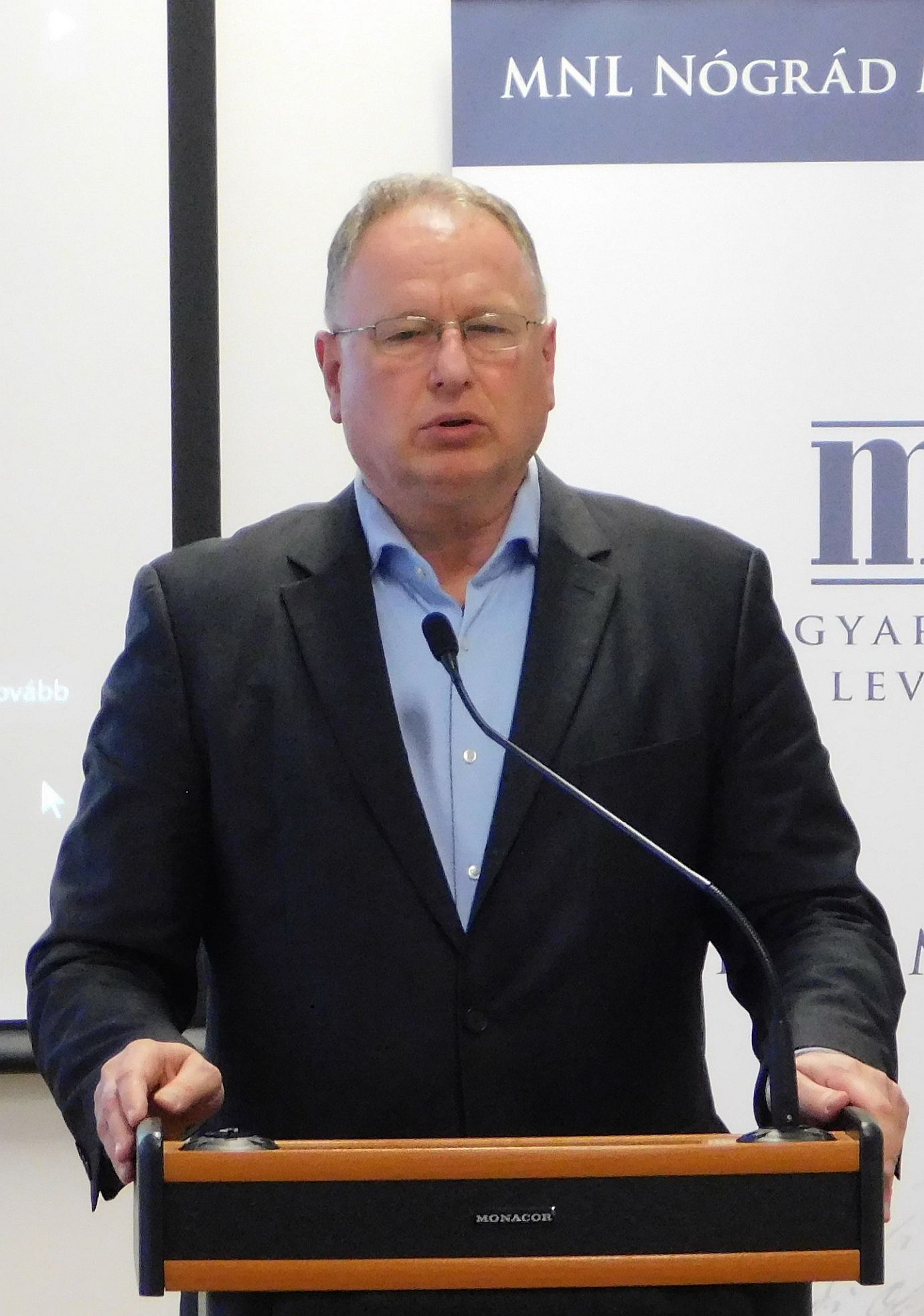 Angyal Laszlo es Greczi Zsoldos Eniko konyvbemutatoja 05